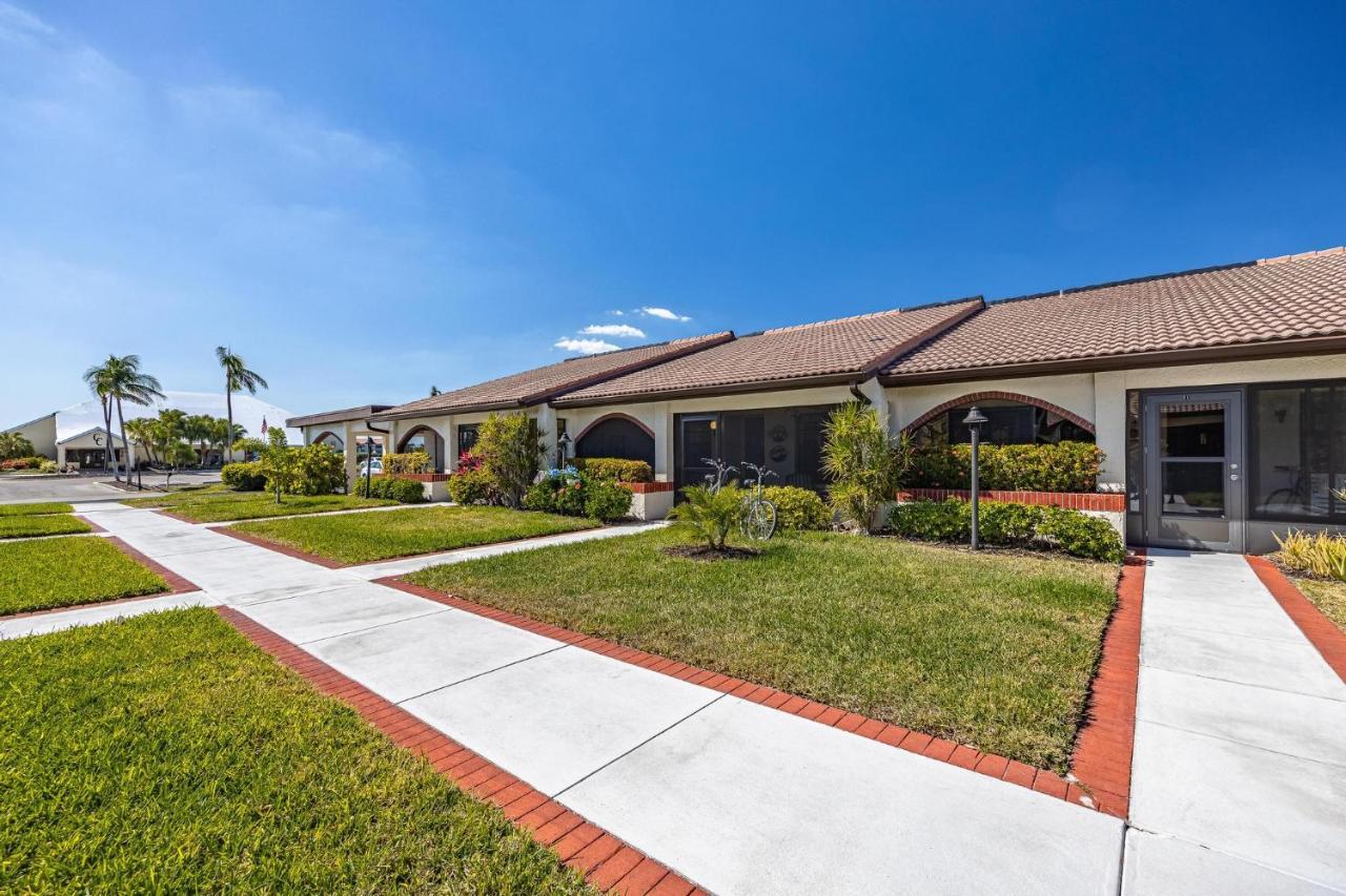 Association, Tennis Courts And Pool, Sleeps 4 - Cinnamon Cove Cozy Condo Fort Myers Extérieur photo