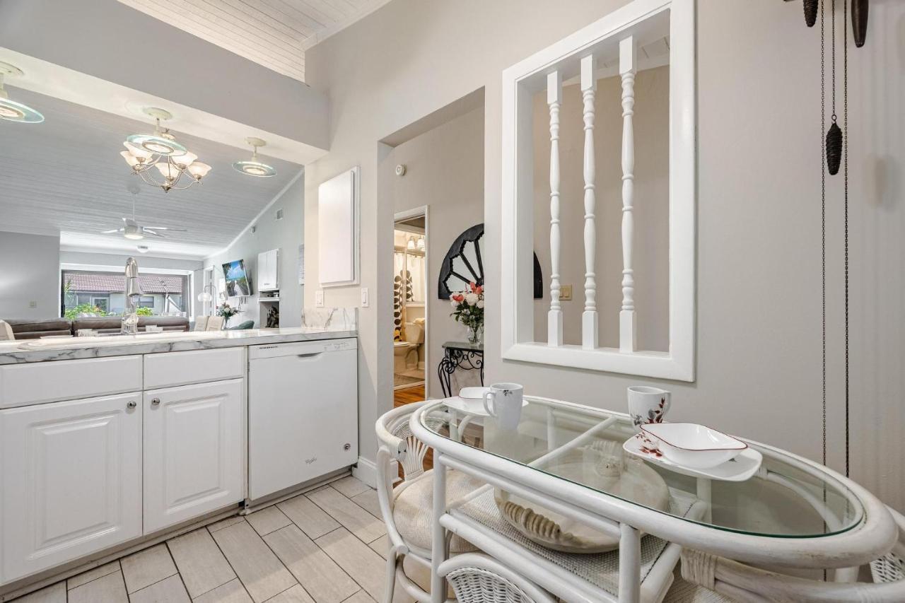 Association, Tennis Courts And Pool, Sleeps 4 - Cinnamon Cove Cozy Condo Fort Myers Extérieur photo