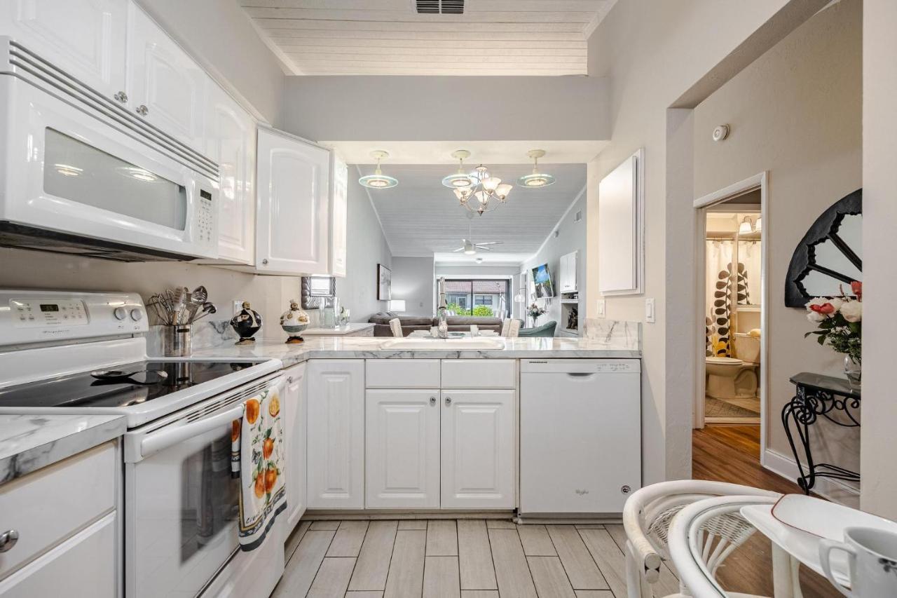Association, Tennis Courts And Pool, Sleeps 4 - Cinnamon Cove Cozy Condo Fort Myers Extérieur photo